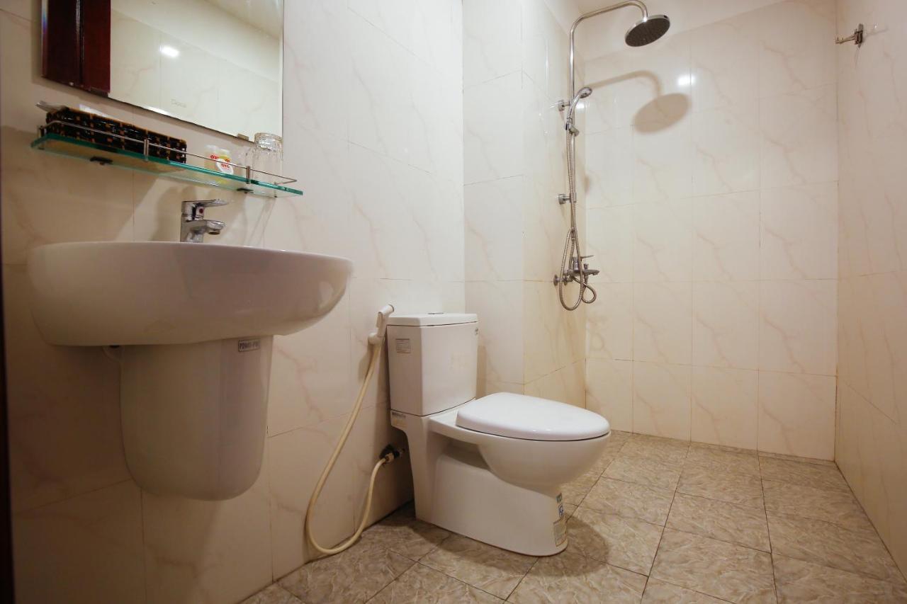 Oyo 491 Truong Sa Hotel Da Nang Bagian luar foto